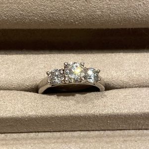 14k Gold Diamond Ring